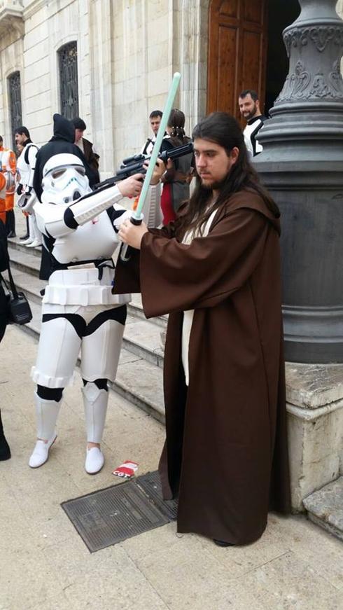 Cosplay picture from NaraJeamfry. Celebrando la boda de unos familiares, con temática de Star Wars, donde acabamos asaltando el Ayuntamiento de Tarragona!.